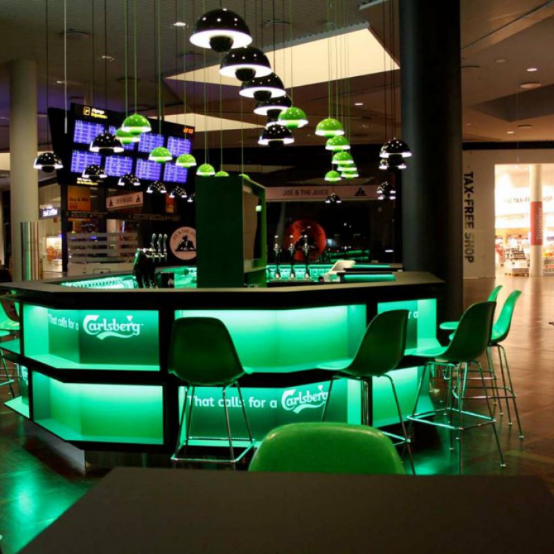 lyset i baren, Carlsberg Bar, Lufthavnen, Kastrup